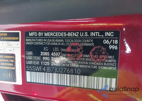 2018 Mercedes-Benz C 300 z USA, uszkodzony, nr VIN 55SWF4JB7JU276810